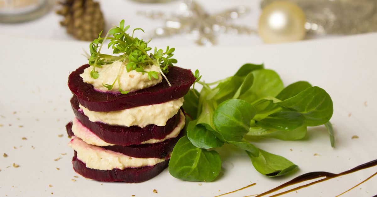 Randen-Taler mit cremigem Zitronen-Hummus - MiBon