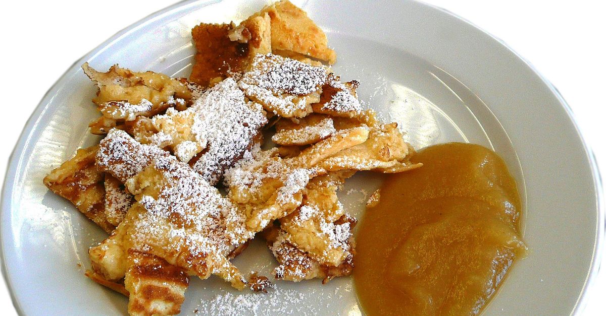 Kaiserschmarrn mit Apfelmus - MiBon