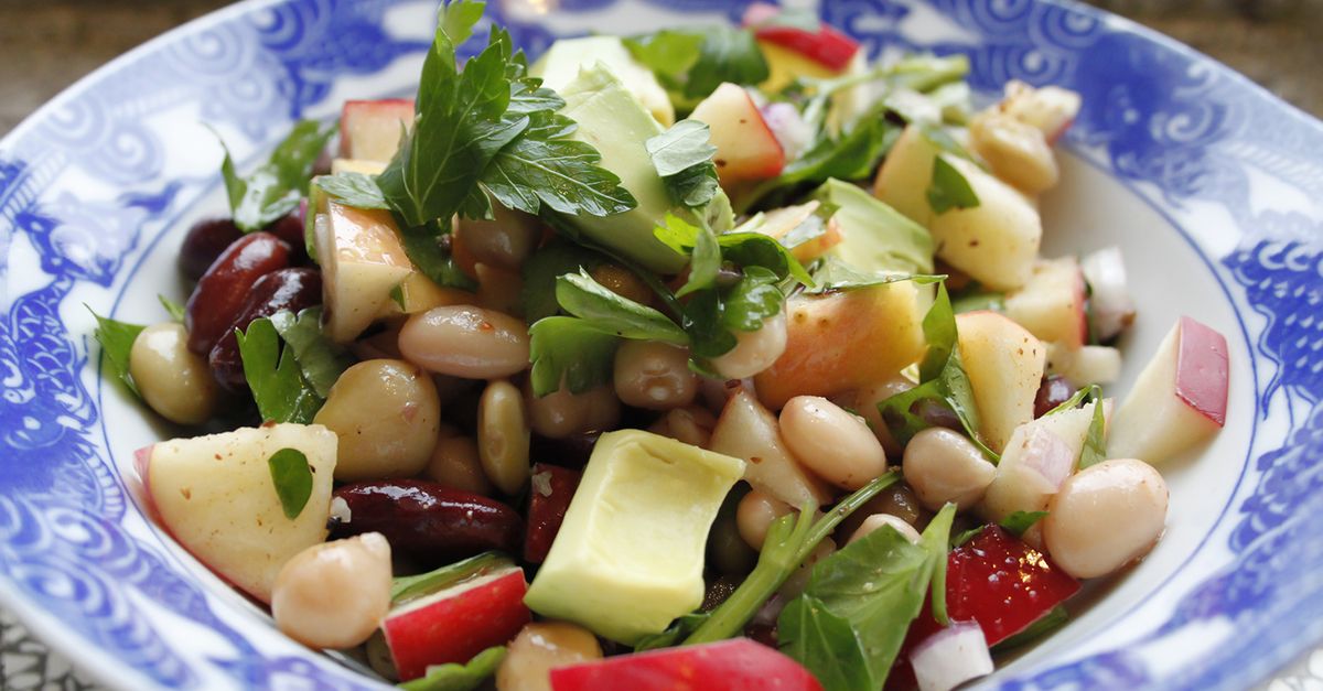 Bohnensalat mit Avocado und Äpfeln - MiBon