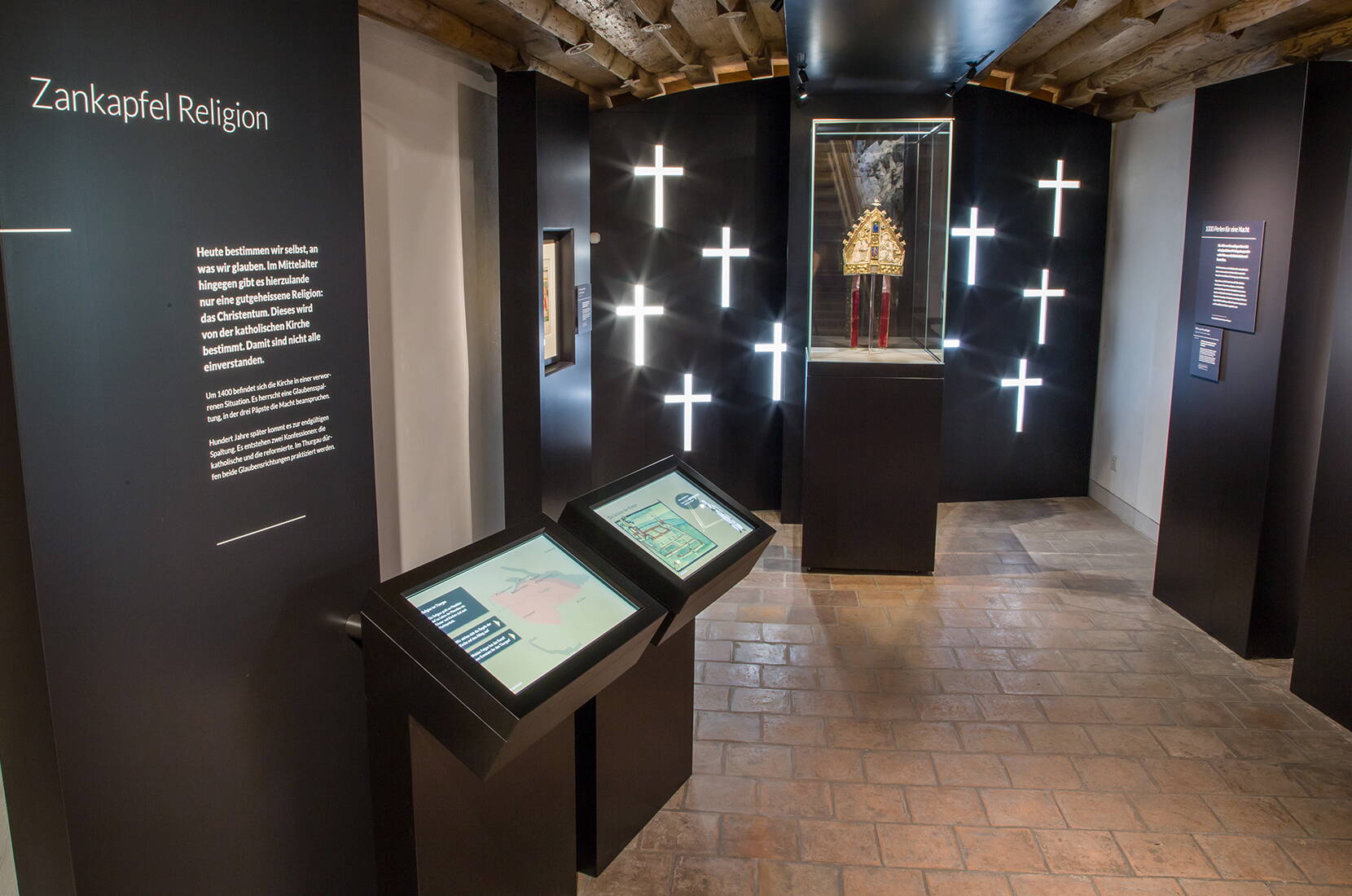 Familienausflug Historisches Museum Thurgau. Erkunde das Spätmittelalter, als das Schloss Frauenfeld mehrfach im Brennpunkt des Weltgeschehens stand. 