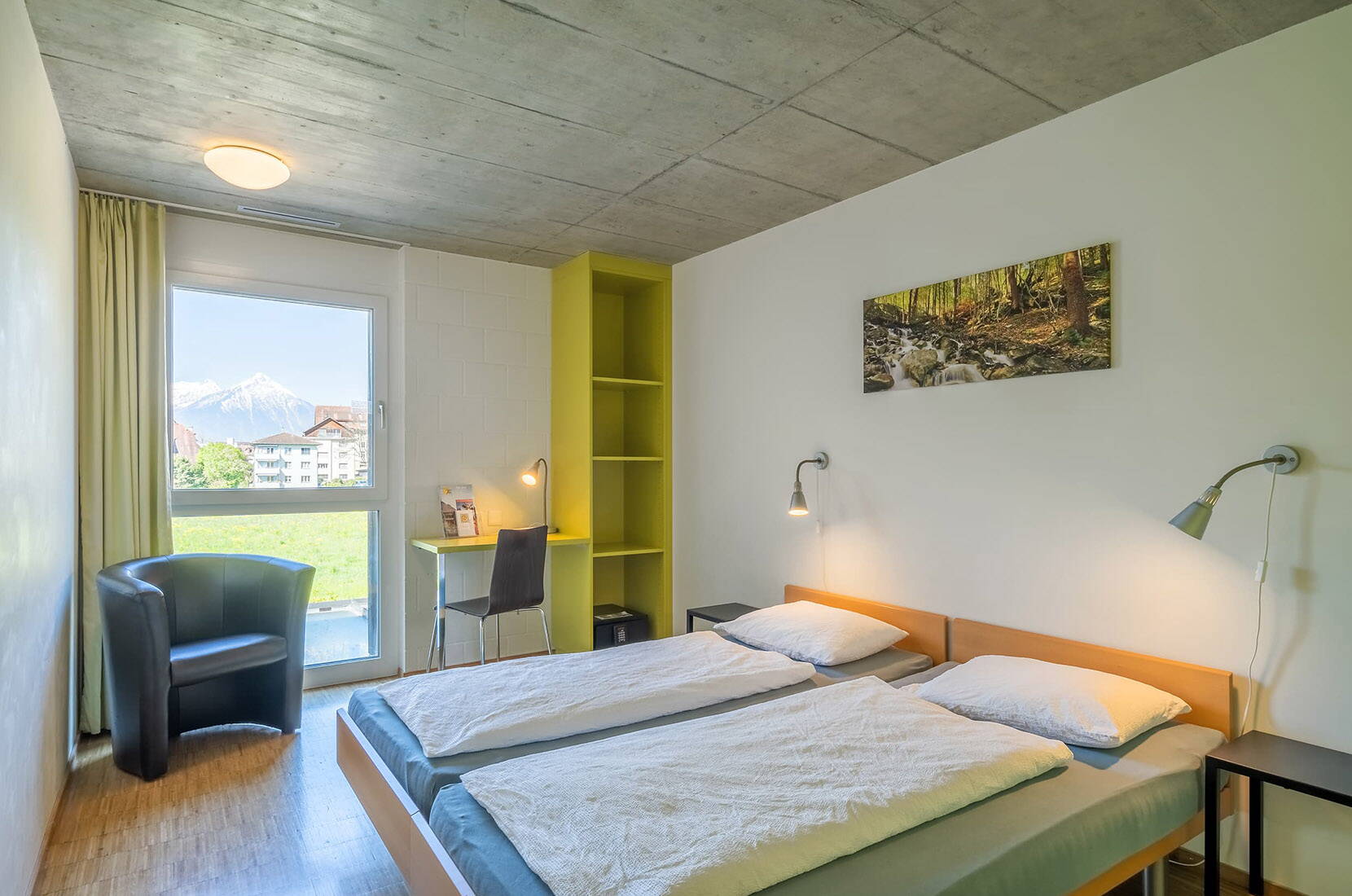 30% di sconto sulle tariffe di pernottamento al Backpackers Villa Sonnenhof a Interlaken. Scarica il tuo codice di sconto e approfitta del pacchetto speciale. La villa offre una cucina (self-catering), ping-pong, biliardo, mini-golf, Wi-Fi e molto altro.
