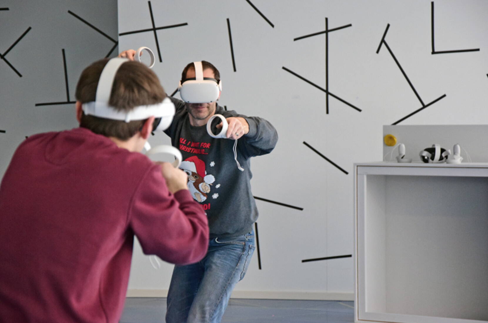 Excursion en famille au JungfrauPark. Vivre de l'action et du plaisir dans la Virtual Arena, découvrir l'Oberland bernois et Interlaken et dévaler le toboggan géant au paradis des enfants.