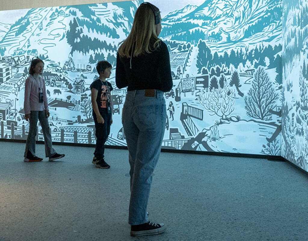 Le Parc National Suisse est synonyme de nature sauvage. La nature sauvage est également dans le centre de la nouvelle exposition du Parc National au centre des visiteurs à Zernez. Tout ce que vous y découvrirez n'est pas seulement «vraiment sauvage», mais aussi «vraiment Parc National».