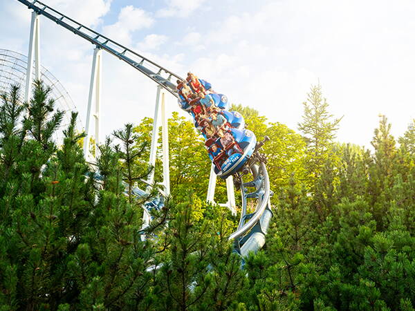 Excursion en famille à l’Europapark Rust. Voulez-vous laisser la vie quotidienne derrière vous et vous amuser à nouveau avec toute la famille?