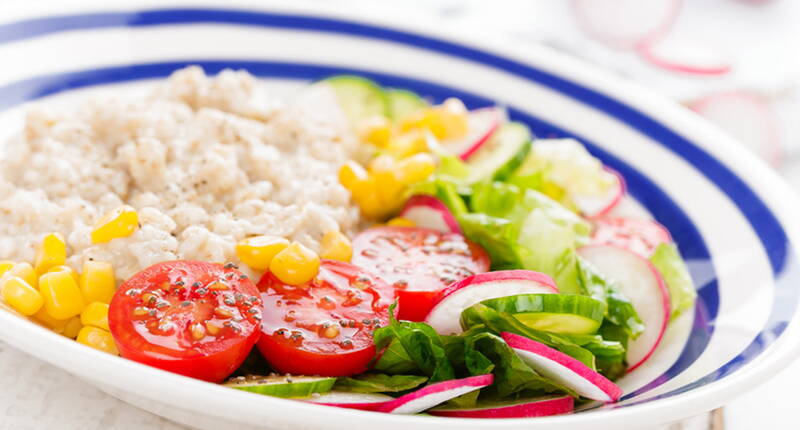 Un repas sain et complet qui peut être préparé avec des légumes de saison.