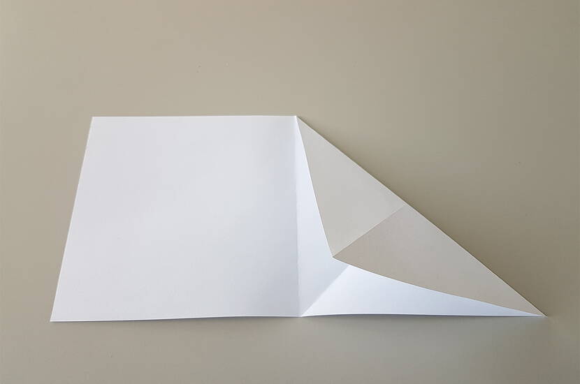 Karte mit 3D Faltherz Eine Schritt-für-Schritt-Anleitung für das 3D-Faltherz findest du in der Anleitung.