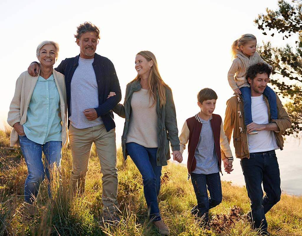 Sur notre portail de loisirs mibon.ch, tu trouveras une multitude de bons pour des entrées à prix réduit dans des lieux d'excursion suisses. Consulte-le et assure-toi un bon de réduction pour ta prochaine excursion. Avec un peu de chance, tu trouveras également un bon pour une entrée gratuite dans le lieu d'excursion de ton choix.