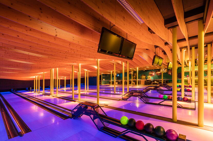 Bowlingbahn für den Bowlingplausch mit Freunden im Riverside Hotel
