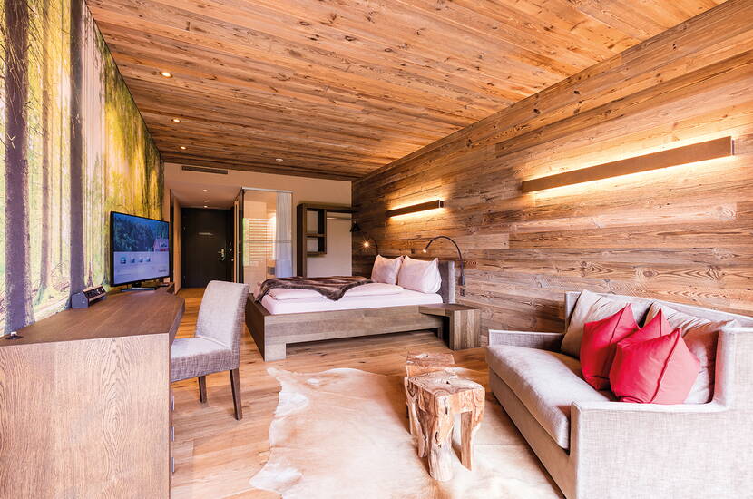 Modernes Lodgezimmer im Riverside Hotel