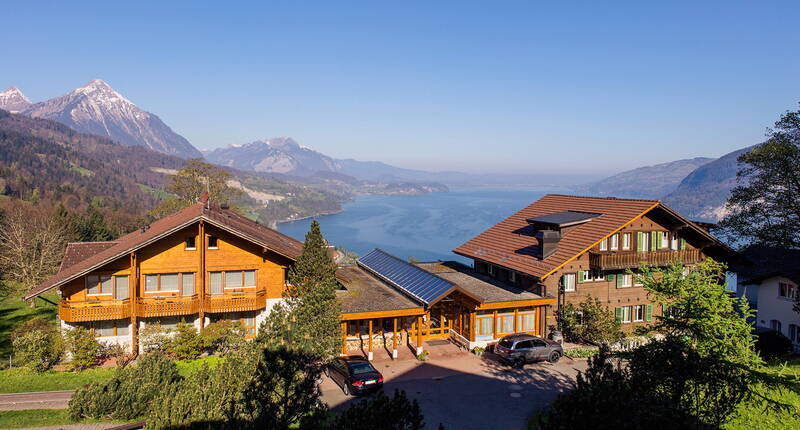 10% di sconto sulle tariffe di pernottamento all'Hotel Meielisalp. L'hotel familiare in una posizione assolutamente tranquilla con una vista mozzafiato sul lago di Thun. Scarica il tuo codice di sconto e approfitta dello sconto sulle tariffe di pernottamento. Rilassatevi, rilassatevi, divertitevi e ricaricatevi.