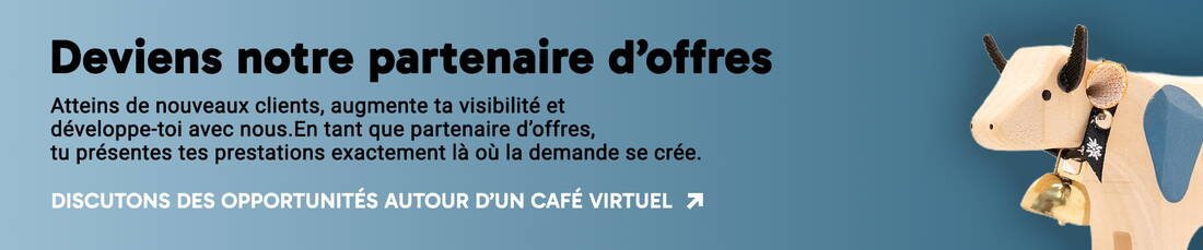 Une figurine de vache en bois avec une cloche, placée sur un fond bleu. L’image symbolise le partenariat, l’authenticité et l’invitation à devenir partenaire d’offres MiBon.